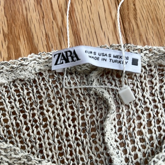 Zara small gray ecru combo knit top with tie. - Picture 5 of 9
